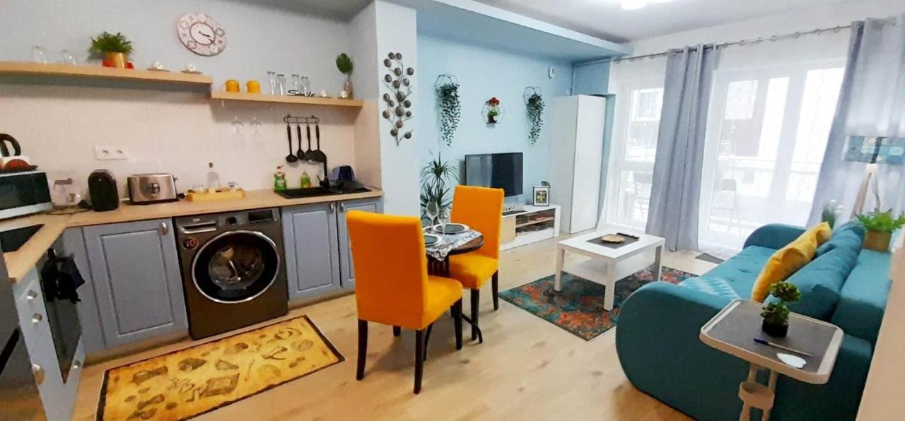 Sunshine - New & Quiet 1Br Apt, Business Area, Close To Airport, Highway A3, Subway Bucarest Esterno foto